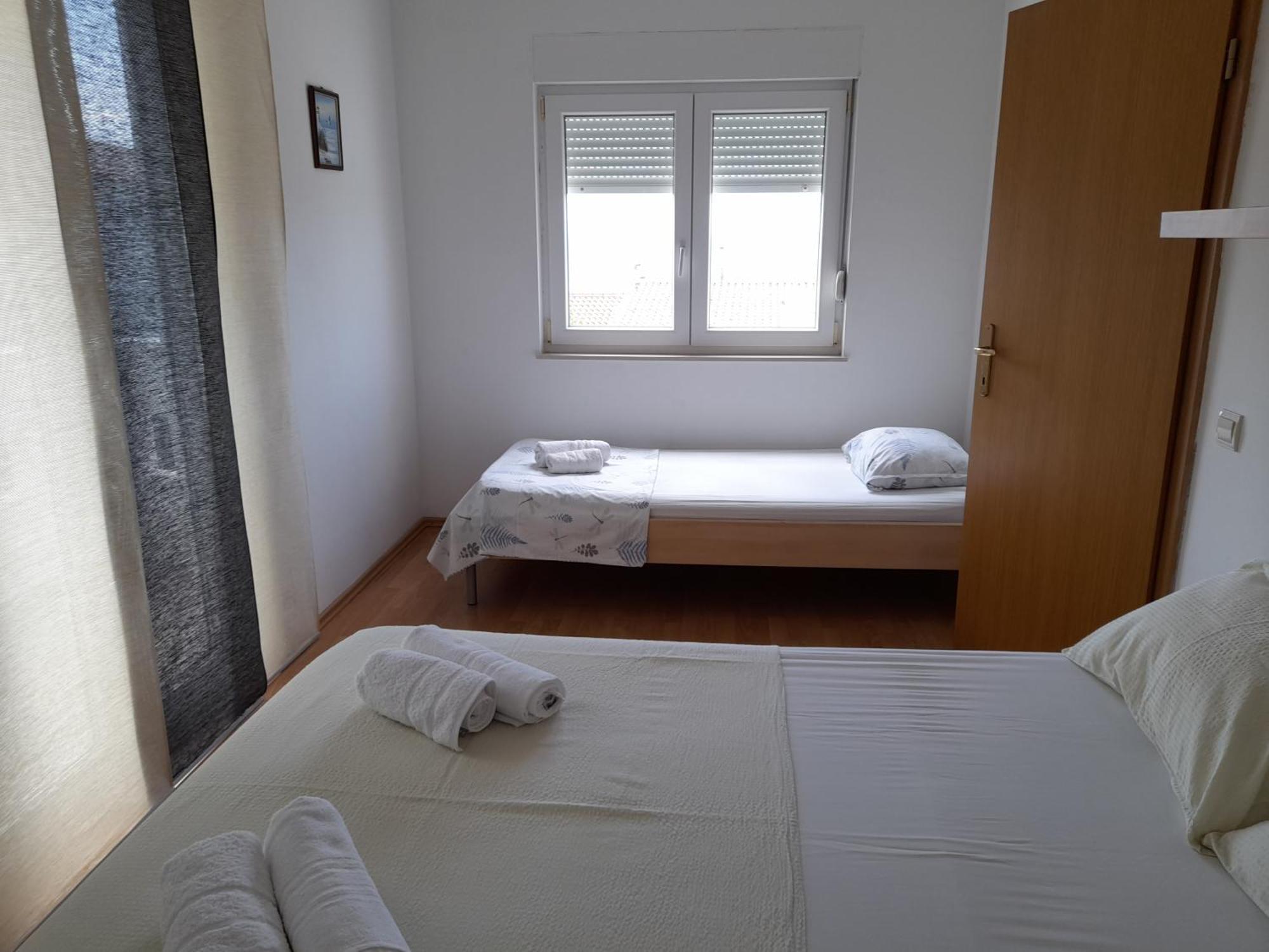 Apartments Malou Baška Voda Pokój zdjęcie