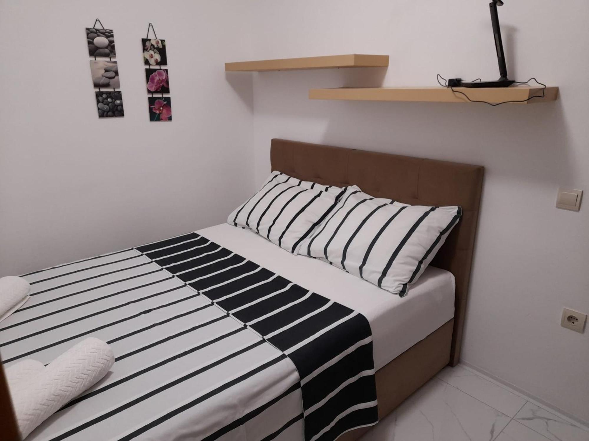 Apartments Malou Baška Voda Pokój zdjęcie