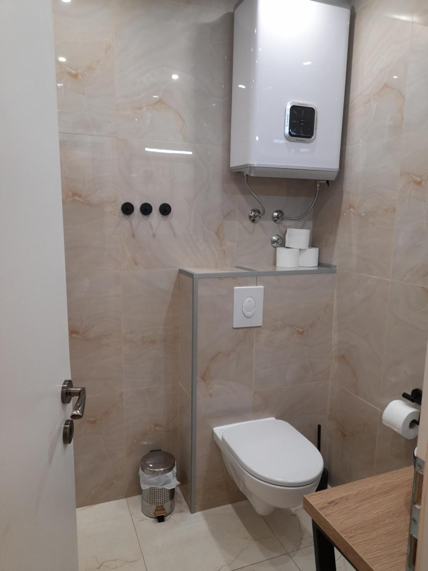 Apartments Malou Baška Voda Pokój zdjęcie