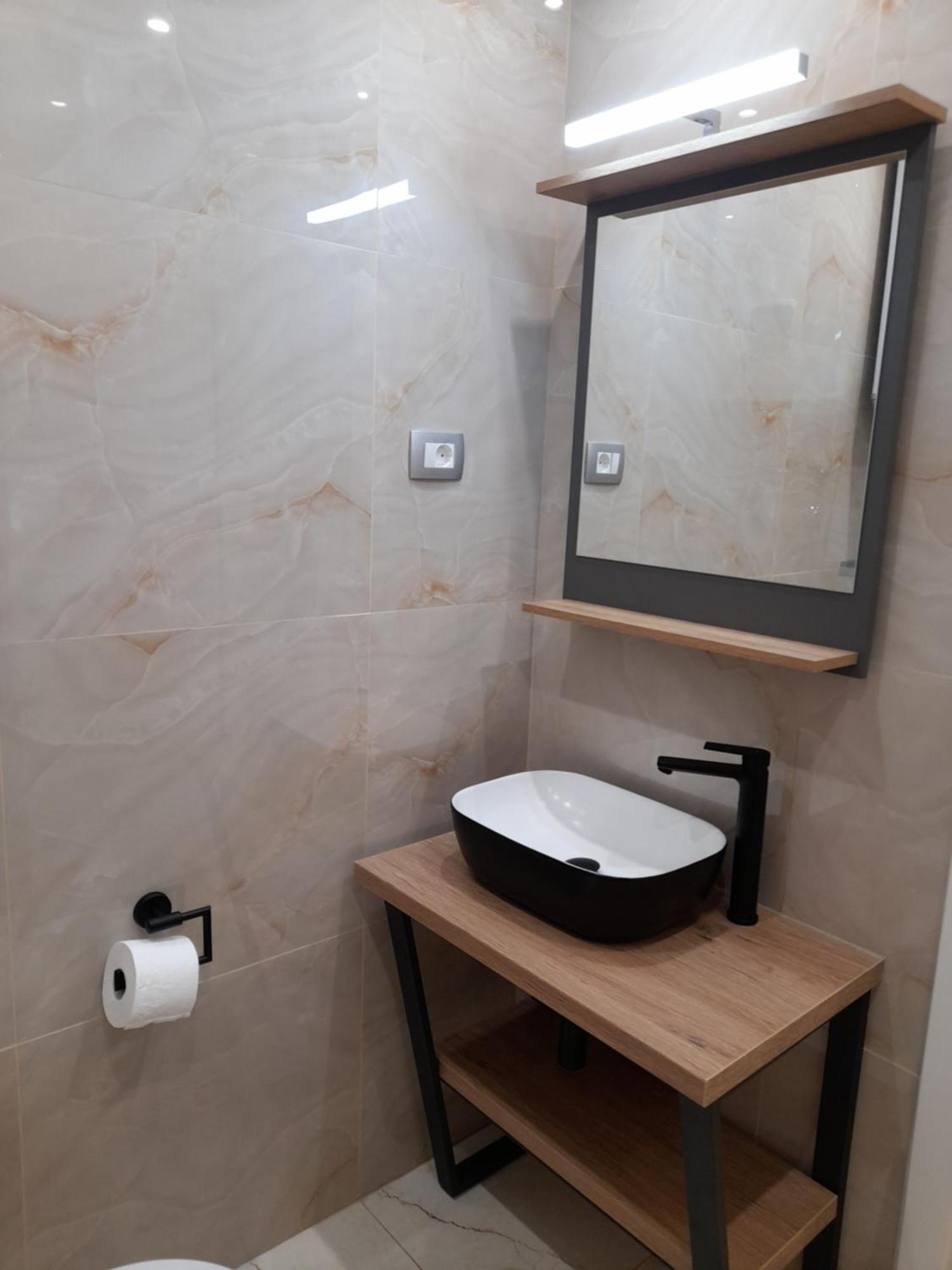 Apartments Malou Baška Voda Pokój zdjęcie