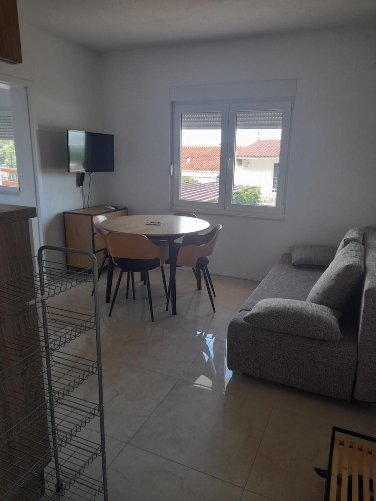 Apartments Malou Baška Voda Pokój zdjęcie