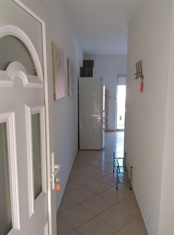 Apartments Malou Baška Voda Pokój zdjęcie